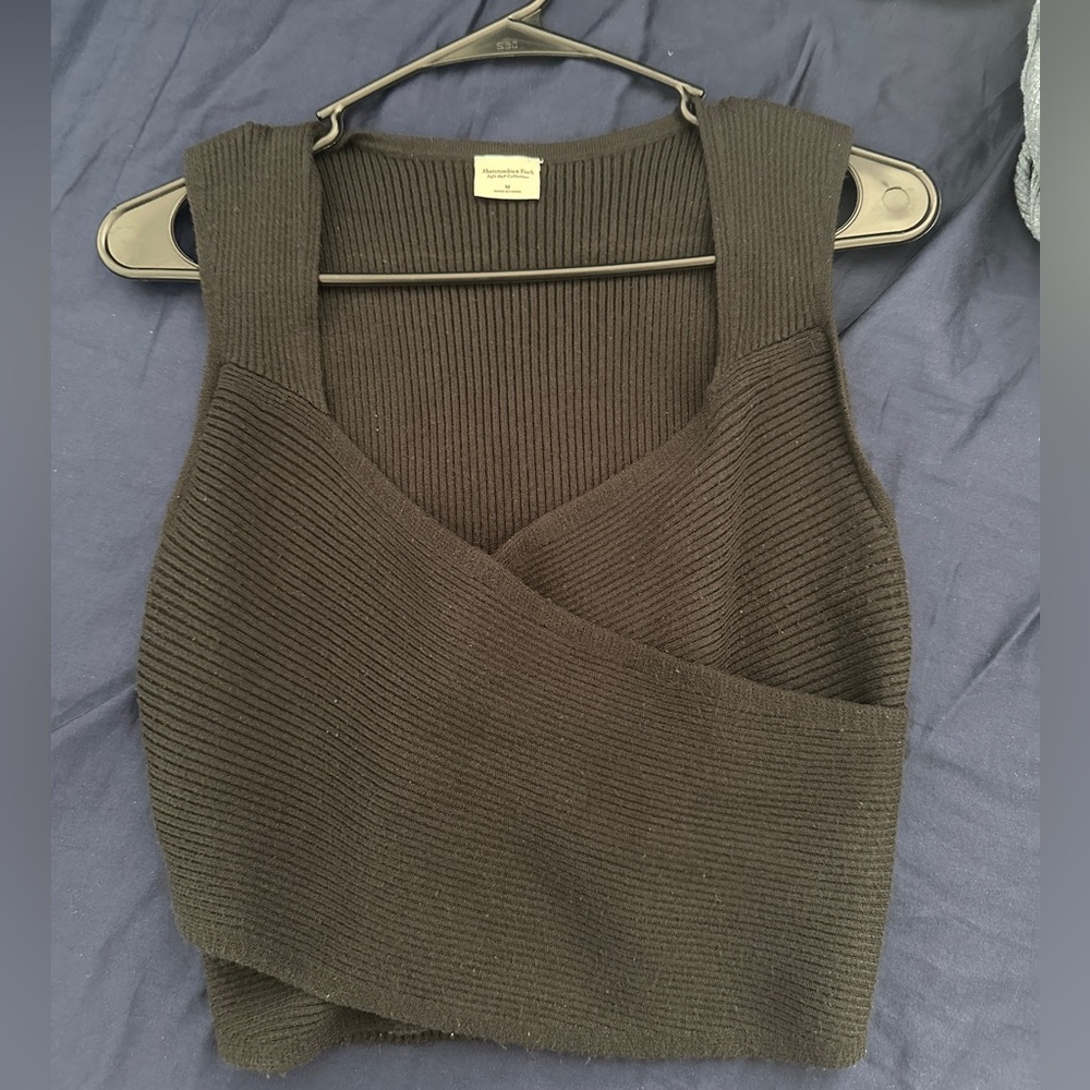 Abercrombie & Fitch Black Wrap Top